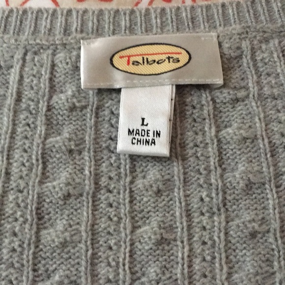 Talbots cable knit V-Neck Sweater - Picture 2 of 3